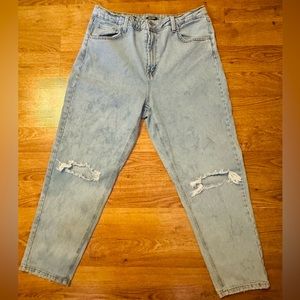 Women’s jeans